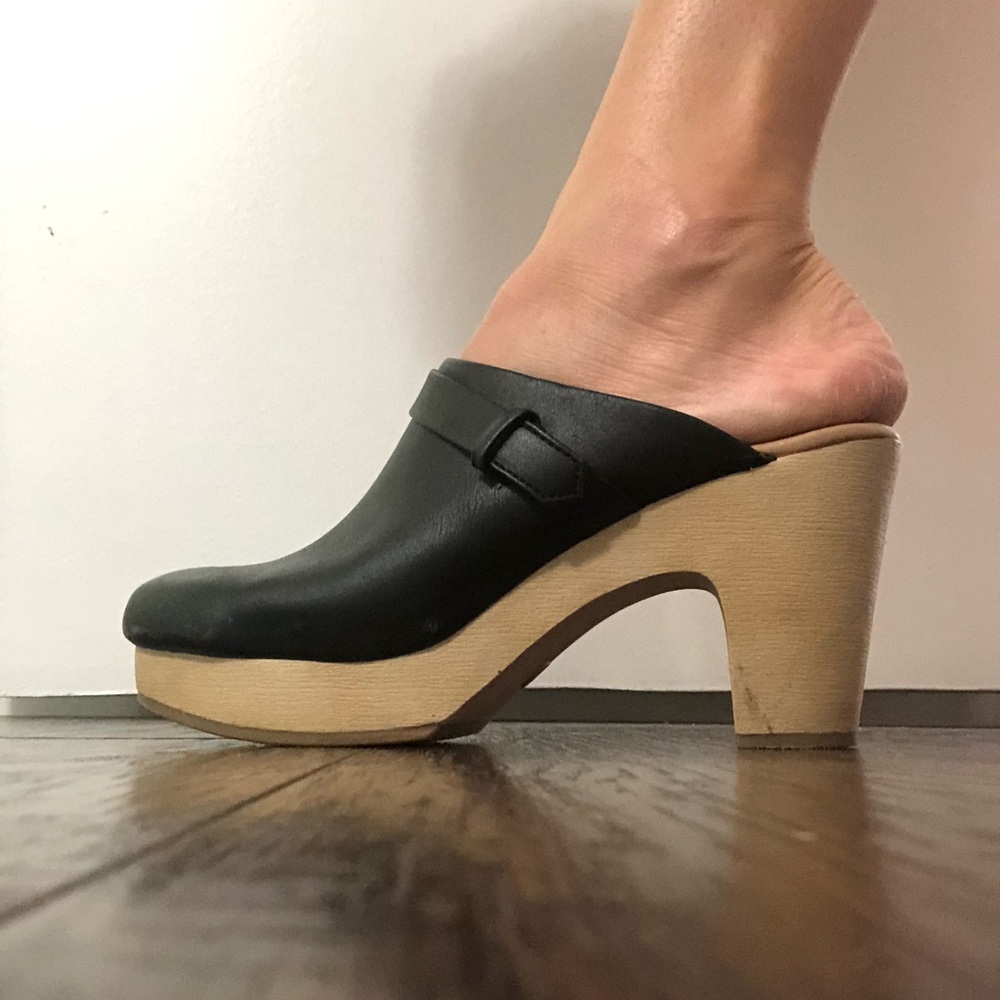 Clogs (mules)